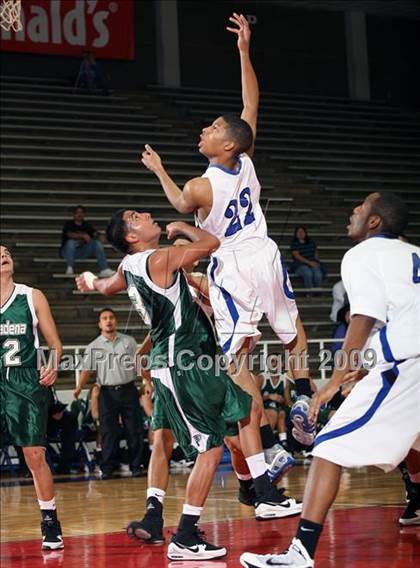 Thumbnail 2 in Pasadena vs DeKaney (McDonalds Texas Invitational) photogallery.
