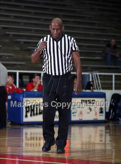 Thumbnail 1 in Pasadena vs DeKaney (McDonalds Texas Invitational) photogallery.