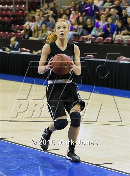 Thumbnail 3 in Red Rock vs. Thatcher (AIA D4 Semifinal) photogallery.