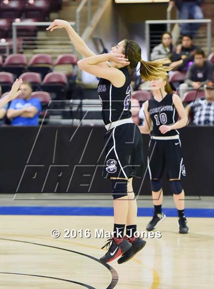 Thumbnail 3 in Red Rock vs. Thatcher (AIA D4 Semifinal) photogallery.