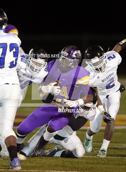 Thumbnail 3 in Varnado @ Logansport (LHSAA 1A Quarterfinal) photogallery.