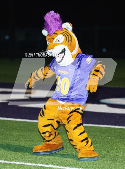 Thumbnail 2 in Varnado @ Logansport (LHSAA 1A Quarterfinal) photogallery.