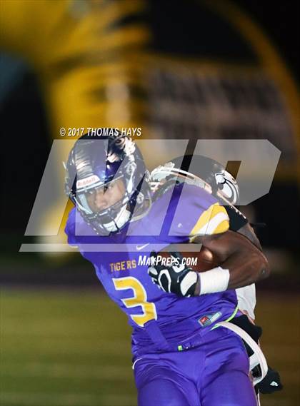 Thumbnail 3 in Varnado @ Logansport (LHSAA 1A Quarterfinal) photogallery.