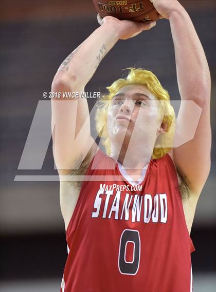 Thumbnail 1 in Stanwood vs. Eastside Catholic (WIAA 3A 1st Round Playoff)  photogallery.