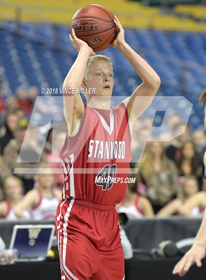 Thumbnail 3 in Stanwood vs. Eastside Catholic (WIAA 3A 1st Round Playoff)  photogallery.