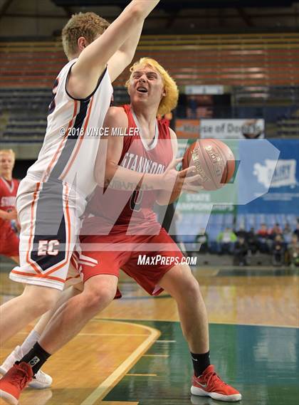 Thumbnail 1 in Stanwood vs. Eastside Catholic (WIAA 3A 1st Round Playoff)  photogallery.