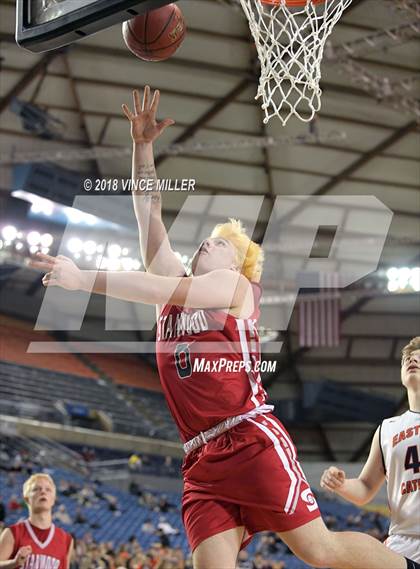 Thumbnail 2 in Stanwood vs. Eastside Catholic (WIAA 3A 1st Round Playoff)  photogallery.