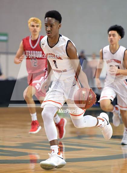 Thumbnail 3 in Stanwood vs. Eastside Catholic (WIAA 3A 1st Round Playoff)  photogallery.