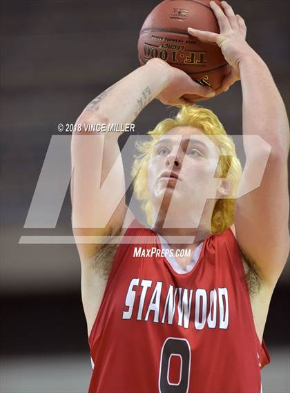 Thumbnail 3 in Stanwood vs. Eastside Catholic (WIAA 3A 1st Round Playoff)  photogallery.