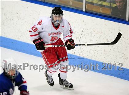 Thumbnail 3 in Glastonbury vs. Fairfield Prep (CIAC Division I Semifinal) photogallery.