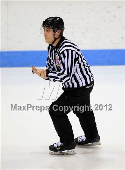 Thumbnail 3 in Glastonbury vs. Fairfield Prep (CIAC Division I Semifinal) photogallery.