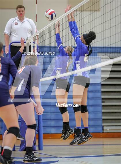 Thumbnail 3 in Nashville Christian vs Donelson Christian (TSSAA Division II-A District Playoff) photogallery.