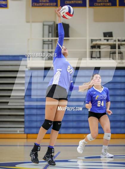 Thumbnail 1 in Nashville Christian vs Donelson Christian (TSSAA Division II-A District Playoff) photogallery.