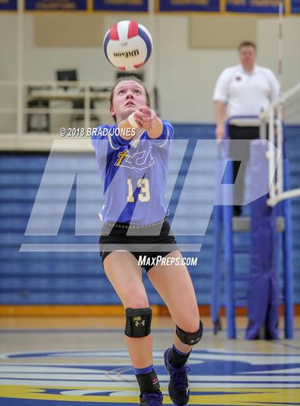 Thumbnail 3 in Nashville Christian vs Donelson Christian (TSSAA Division II-A District Playoff) photogallery.