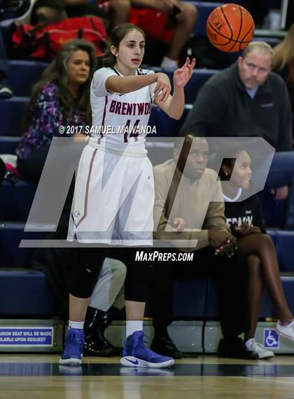 Thumbnail 2 in Brentwood School vs Paraclete photogallery.