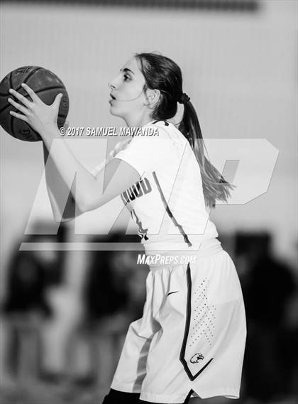 Thumbnail 1 in Brentwood School vs Paraclete photogallery.