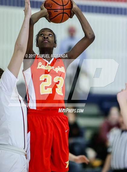 Thumbnail 2 in Brentwood School vs Paraclete photogallery.