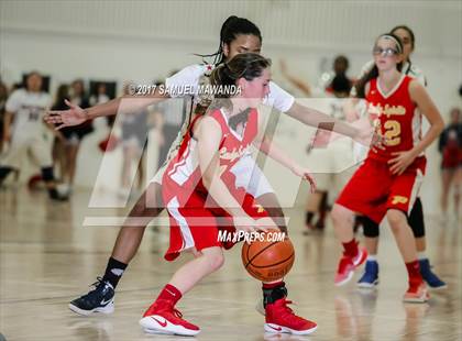 Thumbnail 2 in Brentwood School vs Paraclete photogallery.