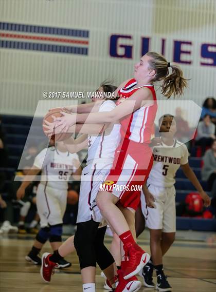 Thumbnail 2 in Brentwood School vs Paraclete photogallery.
