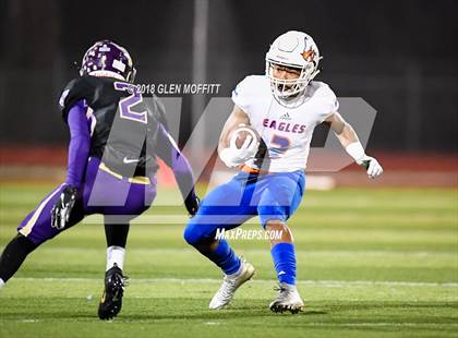 Thumbnail 3 in Graham-Kapowsin @ Lake Stevens (WIAA 4A Quarterfinal) photogallery.