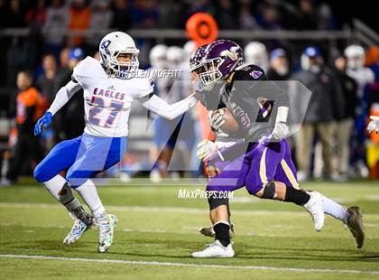 Thumbnail 2 in Graham-Kapowsin @ Lake Stevens (WIAA 4A Quarterfinal) photogallery.