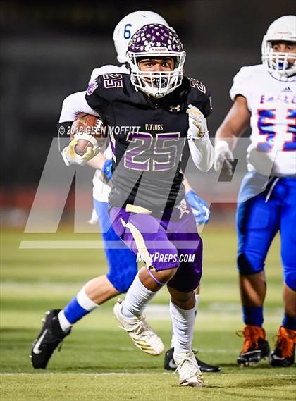 Thumbnail 1 in Graham-Kapowsin @ Lake Stevens (WIAA 4A Quarterfinal) photogallery.