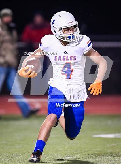 Thumbnail 1 in Graham-Kapowsin @ Lake Stevens (WIAA 4A Quarterfinal) photogallery.