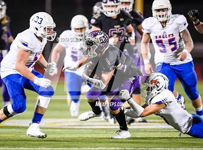 Thumbnail 2 in Graham-Kapowsin @ Lake Stevens (WIAA 4A Quarterfinal) photogallery.