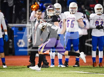 Thumbnail 2 in Graham-Kapowsin @ Lake Stevens (WIAA 4A Quarterfinal) photogallery.