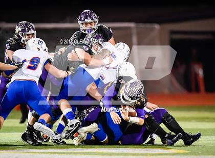 Thumbnail 2 in Graham-Kapowsin @ Lake Stevens (WIAA 4A Quarterfinal) photogallery.