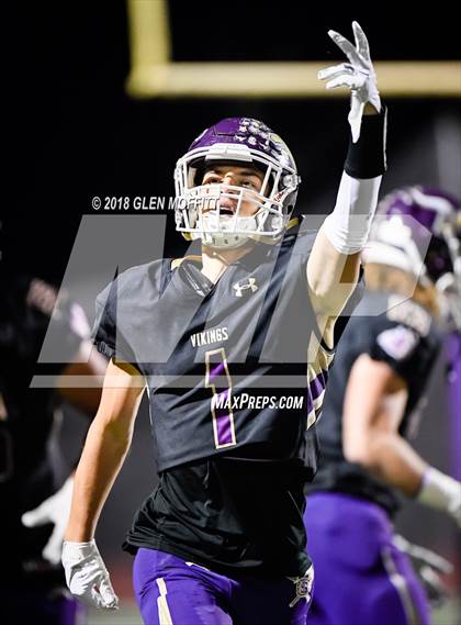 Thumbnail 2 in Graham-Kapowsin @ Lake Stevens (WIAA 4A Quarterfinal) photogallery.