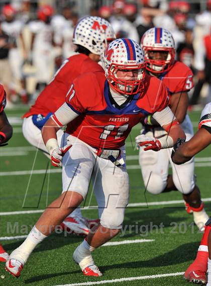 Thumbnail 3 in Midway vs. Cedar Hill (UIL 5A Division 2 Region1 Final) photogallery.