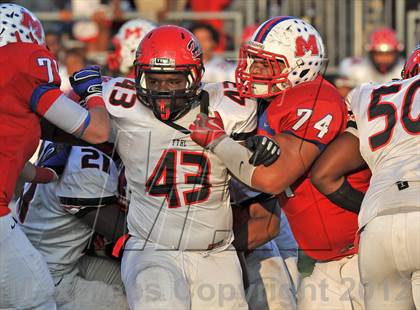 Thumbnail 2 in Midway vs. Cedar Hill (UIL 5A Division 2 Region1 Final) photogallery.