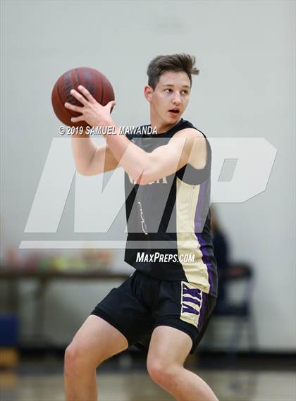 Thumbnail 3 in  Valencia vs Simi Valley (5th Annual West Valley Tip-Off Classic) photogallery.