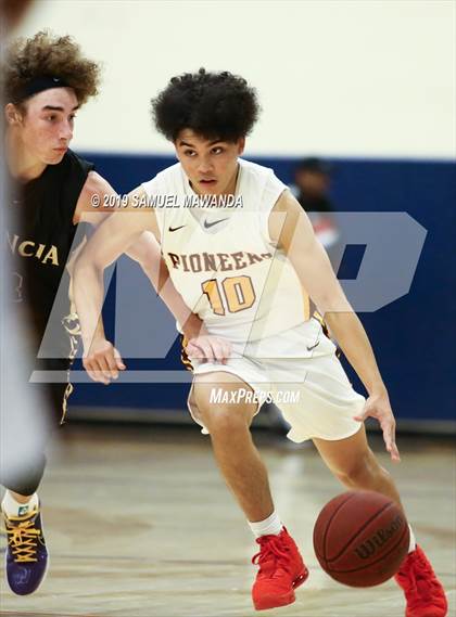 Thumbnail 3 in  Valencia vs Simi Valley (5th Annual West Valley Tip-Off Classic) photogallery.