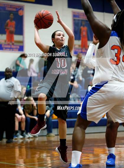 Thumbnail 2 in Stanhope Elmore @ Chilton County photogallery.