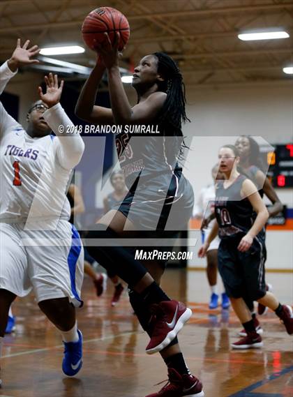 Thumbnail 1 in Stanhope Elmore @ Chilton County photogallery.