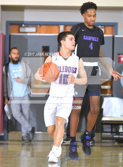Thumbnail 2 in Garfield vs Folsom (Rancho Mirage Holiday Invitational) photogallery.