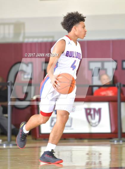 Thumbnail 2 in Garfield vs Folsom (Rancho Mirage Holiday Invitational) photogallery.