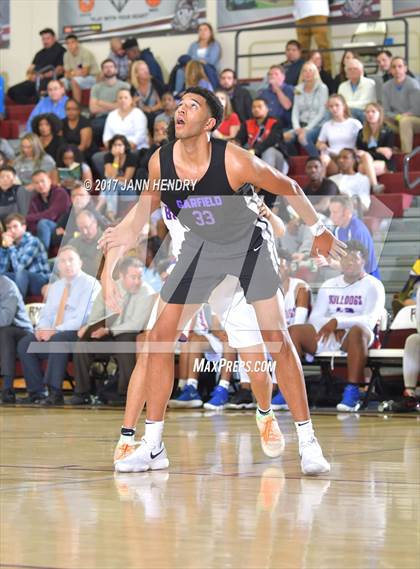 Thumbnail 3 in Garfield vs Folsom (Rancho Mirage Holiday Invitational) photogallery.