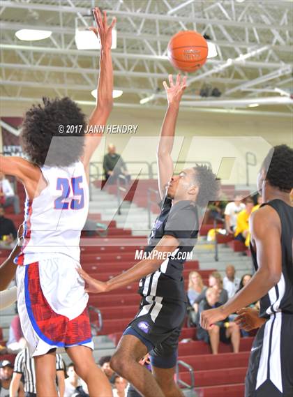 Thumbnail 3 in Garfield vs Folsom (Rancho Mirage Holiday Invitational) photogallery.
