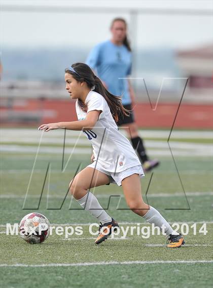Thumbnail 3 in Pueblo West @ Valor Christian (CHSAA 4A Round 1) photogallery.