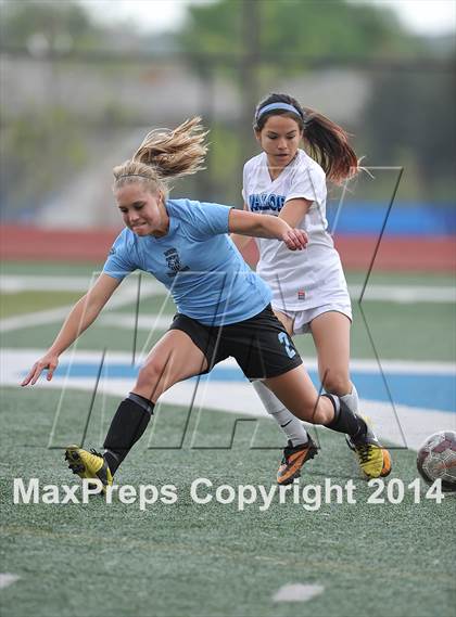 Thumbnail 2 in Pueblo West @ Valor Christian (CHSAA 4A Round 1) photogallery.