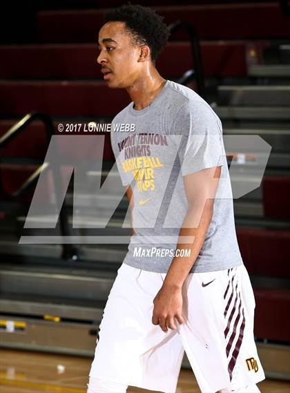 Thumbnail 1 in Ossining vs Mt. Vernon (Section 1 Class AA  1st  Round) photogallery.