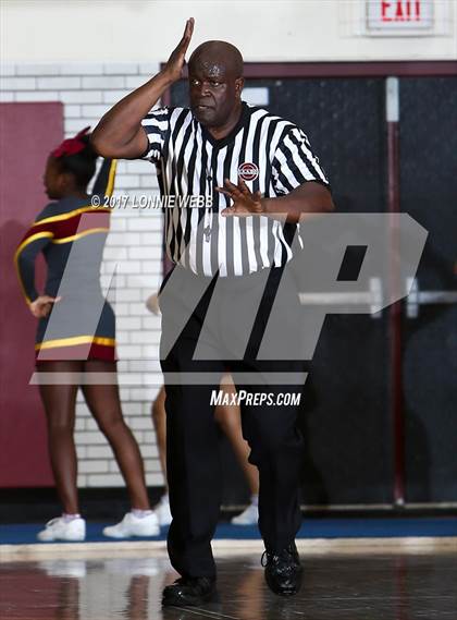 Thumbnail 2 in Ossining vs Mt. Vernon (Section 1 Class AA  1st  Round) photogallery.