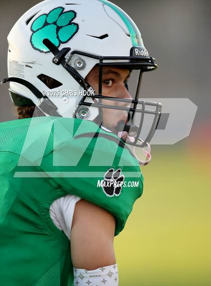 Thumbnail 3 in Flowing Wells @ Amphitheater photogallery.