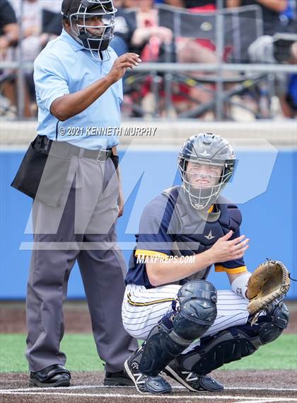 Thumbnail 3 in Highland Park @ Midlothian (UIL 5A Bi-District Playoff) photogallery.