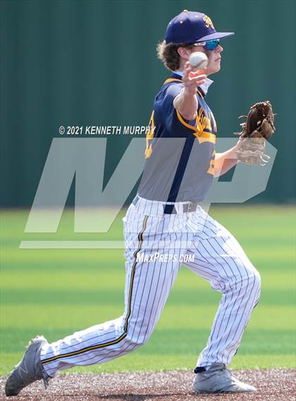 Thumbnail 2 in Highland Park @ Midlothian (UIL 5A Bi-District Playoff) photogallery.