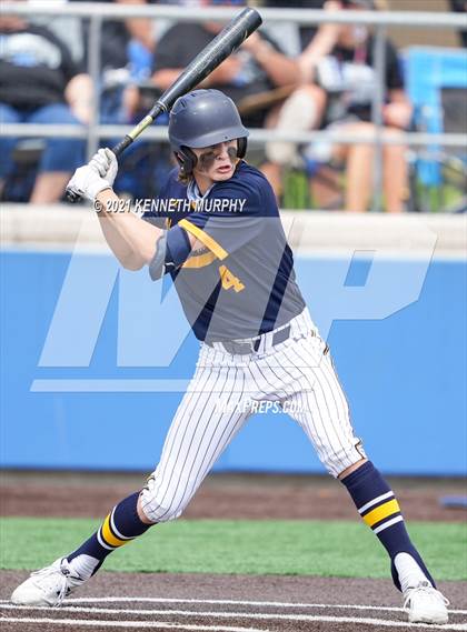 Thumbnail 3 in Highland Park @ Midlothian (UIL 5A Bi-District Playoff) photogallery.
