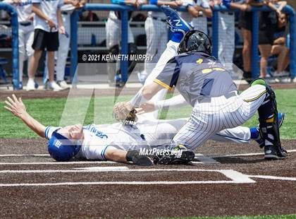 Thumbnail 3 in Highland Park @ Midlothian (UIL 5A Bi-District Playoff) photogallery.
